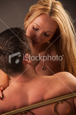 stock-photo-20142110-passionate-couple-kissing